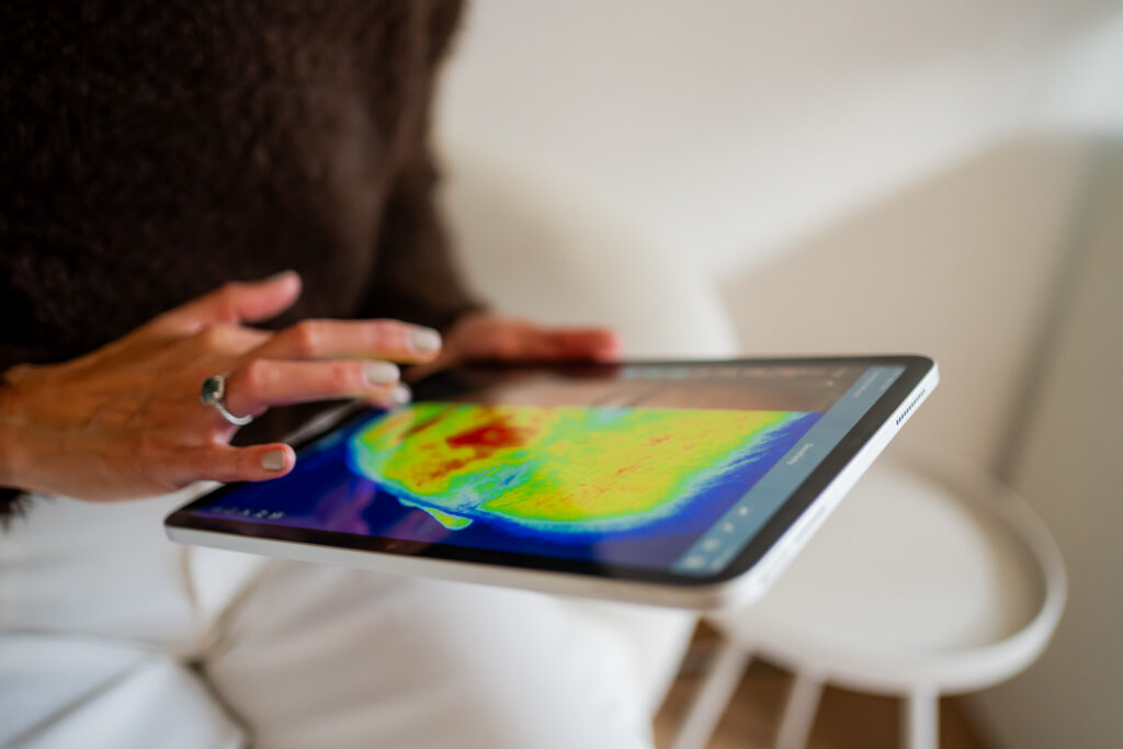 Skin Scanner - Skin Consultation & Analysis at Blissimo Skin & Body Clinic